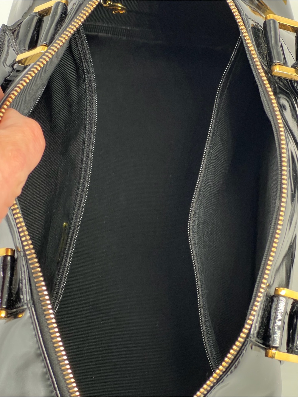 CHANEL VINTAGE PATENT BOSTON BAG - Picture 15 of 15